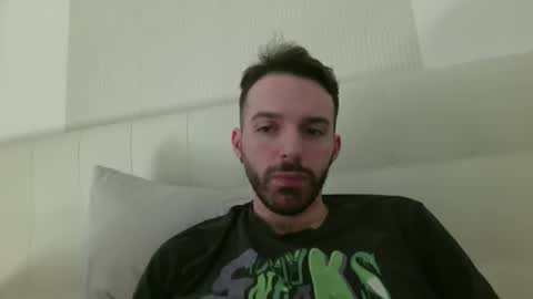 ilcale48 online show from April 22, 2026, 2:40 pm