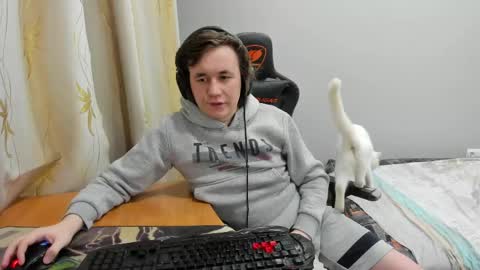Snapshot of iliaskrislove chatting on April 19, 2026, 5:45 pm iliaskris online show from April 19, 2026, 5:45 pm