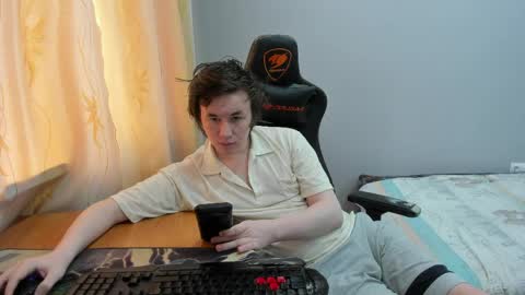Snapshot of iliaskrislove chatting on April 21, 2026, 8:09 am iliaskris online show from April 21, 2026, 8:09 am