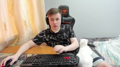 Snapshot of iliaskrislove chatting on April 28, 2026, 2:55 pm iliaskris online show from April 28, 2026, 2:55 pm