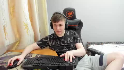 Snapshot of iliaskrislove chatting on May 13, 2026, 12:08 am iliaskris online show from May 13, 2026, 12:08 am