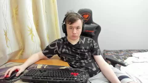 Snapshot of iliaskrislove chatting on May 13, 2026, 6:38 pm iliaskris online show from May 13, 2026, 6:38 pm
