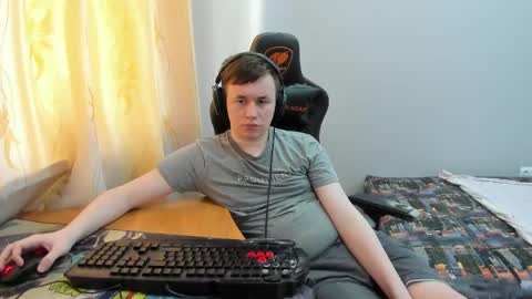 Snapshot of iliaskrislove chatting on May 16, 2026, 12:29 am iliaskris online show from May 16, 2026, 12:29 am