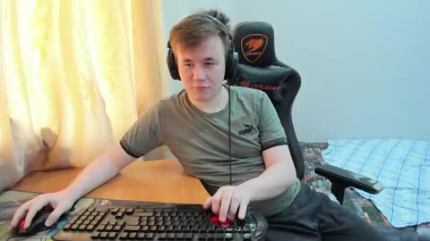 Snapshot of iliaskrislove chatting on May 20, 2026, 8:09 am iliaskris online show from May 20, 2026, 8:09 am