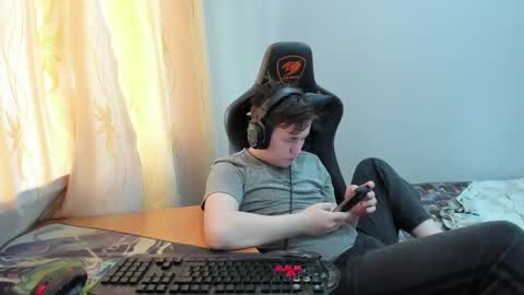 Snapshot of iliaskrislove chatting on June 7, 2026, 12:42 pm iliaskris online show from June 7, 2026, 12:42 pm