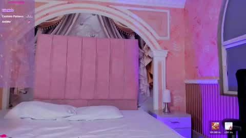 LILY online show from April 17, 2026, 11:35 am