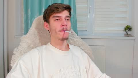 Snapshot of illusions888 chatting on February 6, 2025, 2:15 pm D-Illusion online show from February 6, 2025, 2:15 pm