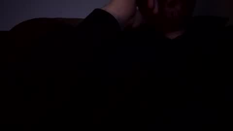 Snapshot of ilovemilfs2424 chatting on December 2, 2025, 6:19 am Matthew online show from December 2, 2025, 6:19 am