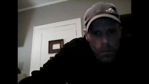 Snapshot of ilovesquirterz1 chatting on January 19, 2025, 4:44 am Ilovesquirterz1 online show from January 19, 2025, 4:44 am