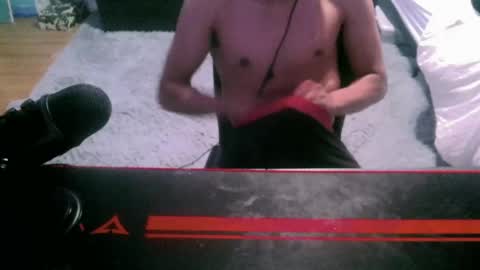 ilovewhitegirls388383 online show from May 18, 2026, 3:46 am