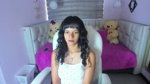 Snapshot of im_akira chatting on February 11, 2026, 12:54 pm Akira online show from February 11, 2026, 12:54 pm