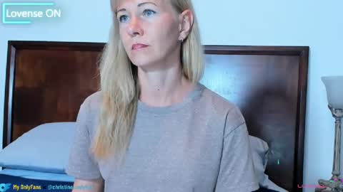 Snapshot of im_beautiful chatting on January 7, 2025, 1:03 pm Christine - online show from January 7, 2025, 1:03 pm