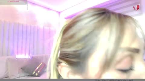 Snapshot of im_helina chatting on May 23, 2026, 12:31 pm Helina online show from May 23, 2026, 12:31 pm