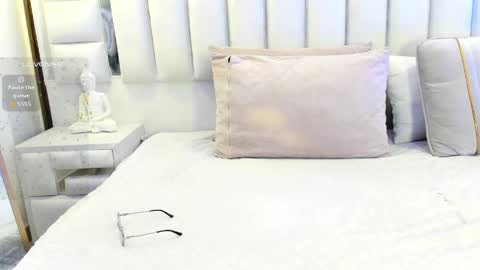 Snapshot of im_kazumi chatting on April 10, 2026, 12:32 pm Kazumi online show from April 10, 2026, 12:32 pm