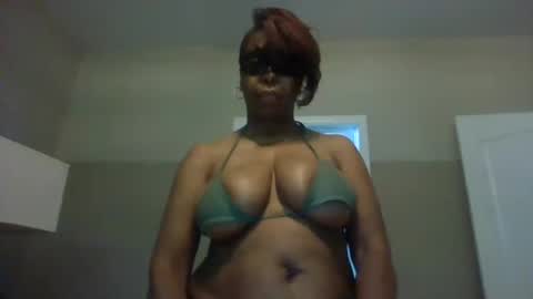 weet exy Cougar online show from June 10, 2026, 1:43 pm