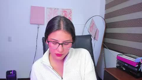 Mia online show from August 8, 2026, 11:28 pm