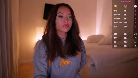 Milla online show from December 18, 2024, 6:57 pm