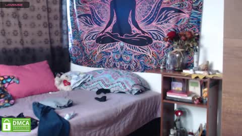 Cutie pie online show from February 12, 2025, 12:33 pm