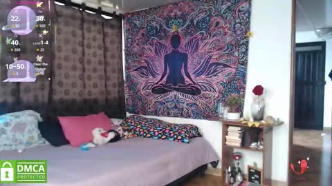 Cutie pie online show from October 20, 2025, 2:06 pm