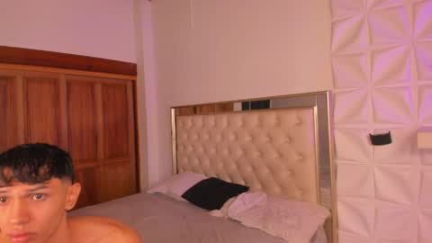 im_sebaslopez online show from May 9, 2026, 12:21 pm
