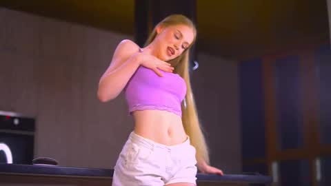 Snapshot of im_sexy_and_i_know_it_ chatting on February 27, 2026, 5:13 pm Brie online show from February 27, 2026, 5:13 pm