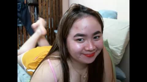 Snapshot of im_your_secret chatting on December 5, 2025, 4:10 am im_your_secret online show from December 5, 2025, 4:10 am