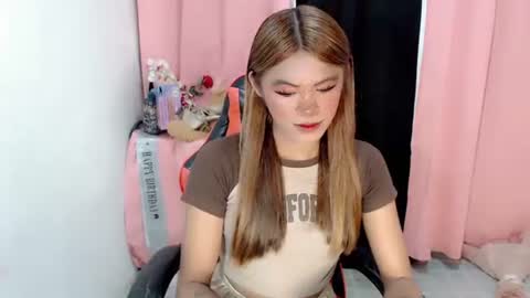 im_yourfairyannaxx online show from January 12, 2026, 4:39 am