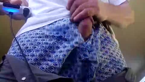 Iminyourroom online show from January 6, 2025, 6:52 pm