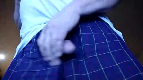 Iminyourroom online show from December 21, 2025, 12:34 pm