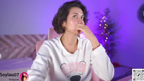 imjess_ online show from November 8, 2025, 4:34 am