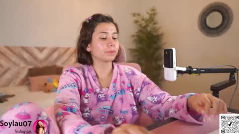 Snapshot of imjess_ chatting on February 11, 2026, 9:53 pm imjess_ online show from February 11, 2026, 9:53 pm