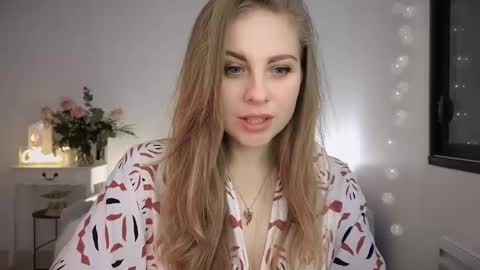 Snapshot of imkeira chatting on February 15, 2025, 7:28 pm ImKeira online show from February 15, 2025, 7:28 pm