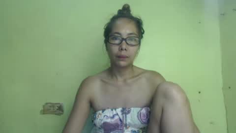 dhen online show from July 5, 2026, 11:12 pm