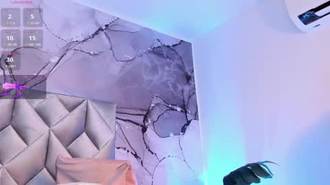 Leana online show from February 25, 2025, 11:11 pm