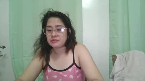 Immaculate02 online show from May 13, 2026, 6:44 am