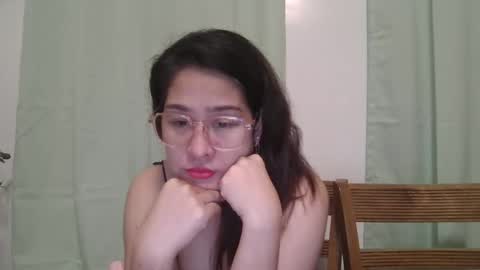 Immaculate02 online show from May 18, 2026, 5:41 pm