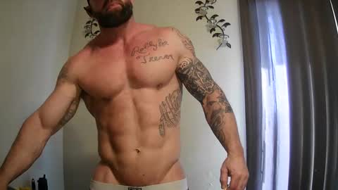 Snapshot of imnewherelollol chatting on March 12, 2025, 3:29 pm Majordadbod101 online show from March 12, 2025, 3:29 pm