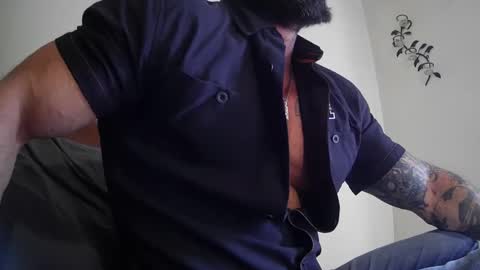 Snapshot of imnewherelollol chatting on September 9, 2025, 2:27 pm Majordadbod101 online show from September 9, 2025, 2:27 pm