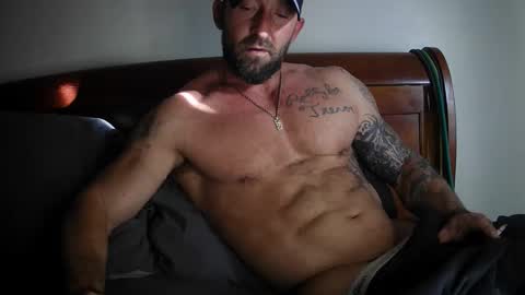 Snapshot of imnewherelollol chatting on December 2, 2025, 2:45 pm Majordadbod101 online show from December 2, 2025, 2:45 pm