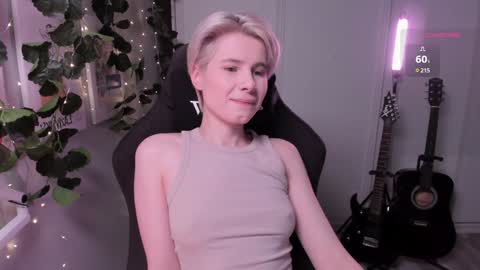 Mia online show from February 3, 2025, 1:08 pm