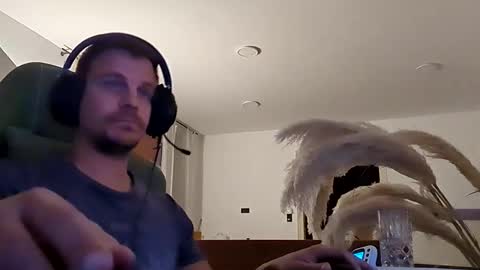 imperat0rp online show from October 19, 2025, 4:40 pm