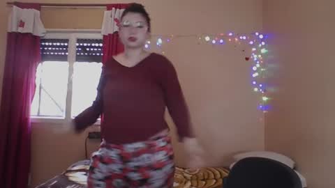 Snapshot of imsohornydacom chatting on July 17, 2026, 6:35 pm Florencia online show from July 17, 2026, 6:35 pm