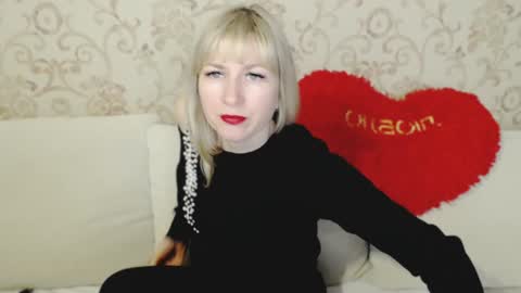 Snapshot of incredible_ariela chatting on January 3, 2025, 1:36 pm incredible_ariela online show from January 3, 2025, 1:36 pm