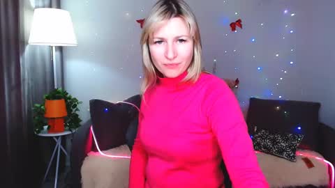 Snapshot of incredible_ariela chatting on February 20, 2025, 1:08 pm incredible_ariela online show from February 20, 2025, 1:08 pm