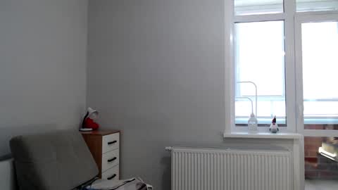 Della online show from February 9, 2025, 10:09 am