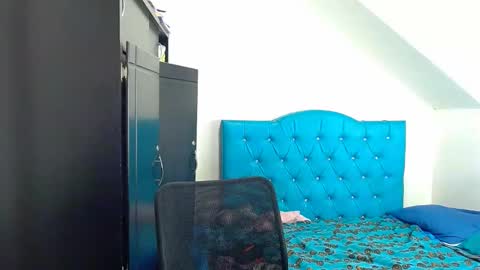 Snapshot of incubus_couple1 chatting on January 12, 2025, 7:42 pm incubus_couple1 online show from January 12, 2025, 7:42 pm