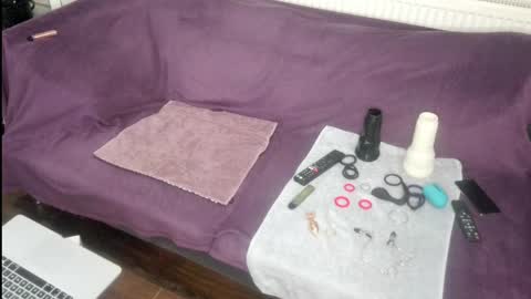 indian_exhibitionist online show from March 27, 2026, 10:09 pm