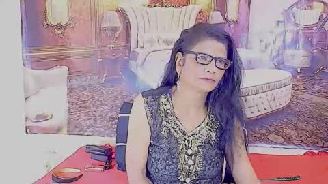 Snapshot of indianallure chatting on March 19, 2026, 5:44 am Femiez online show from March 19, 2026, 5:44 am