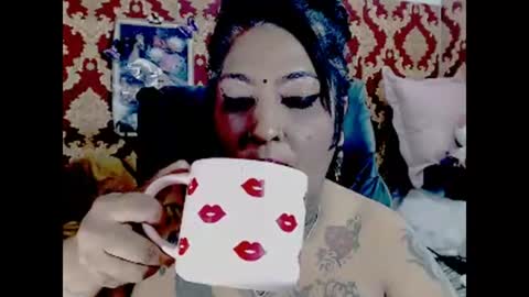 Snapshot of indiancatz2 chatting on October 1, 2025, 4:35 pm anusha online show from October 1, 2025, 4:35 pm