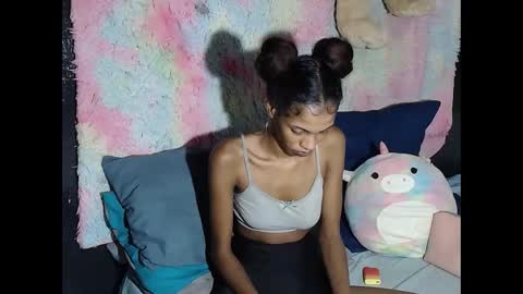 indianqueen5 online show from December 1, 2025, 9:09 pm